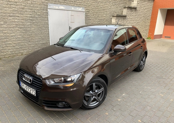 Audi A1 cena 43900 przebieg: 88000, rok produkcji 2012 z Szczecin małe 326